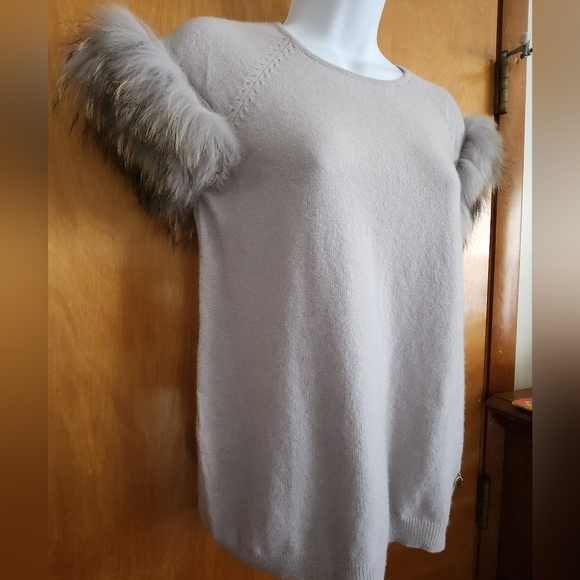 Roberto Cavalli Class Fur Short Sleeve Sweater - Picture 3 of 12